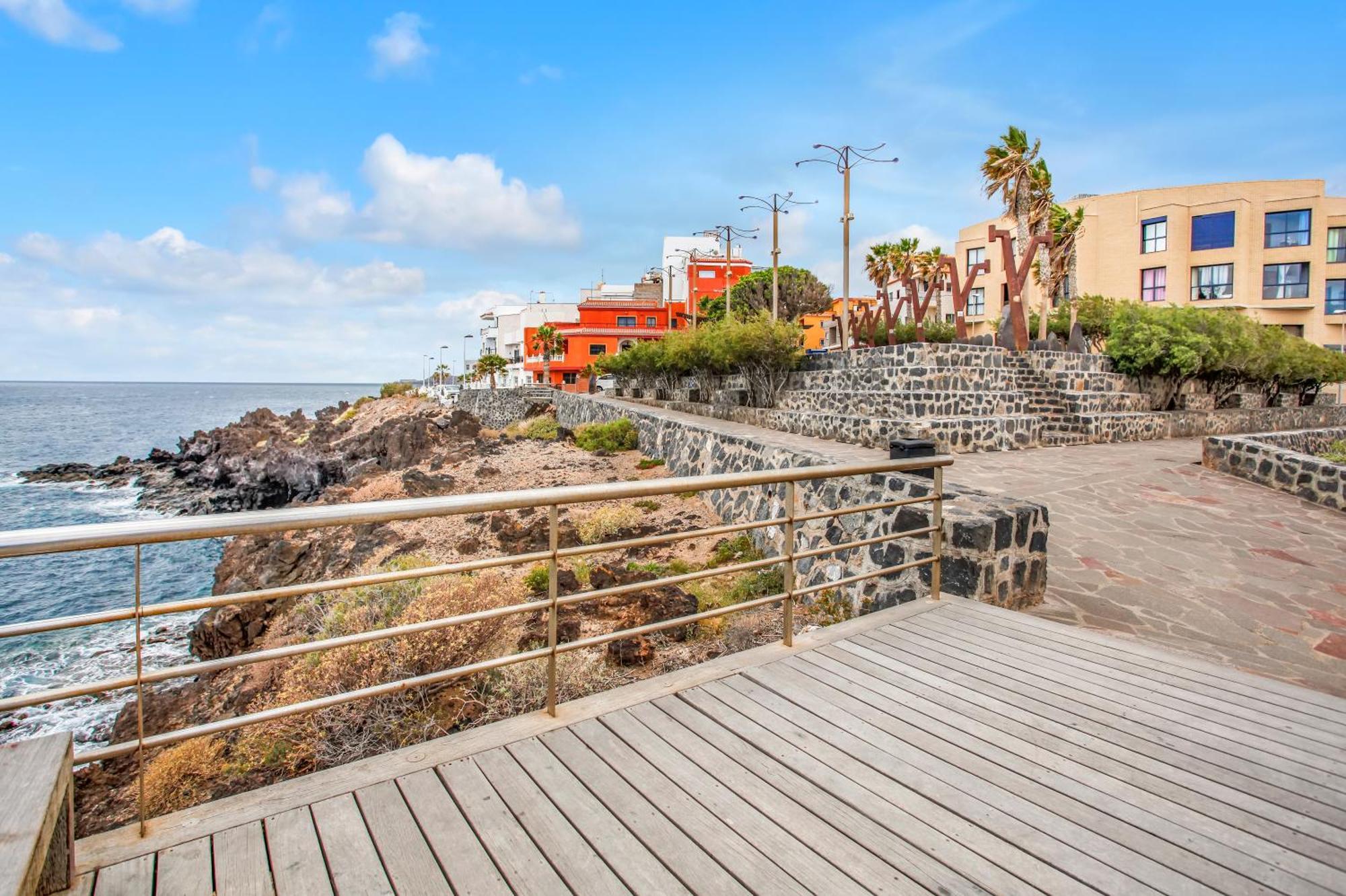 Ferienwohnung Ocean Blue, Next To The Ocean, Fast Wi-Fi Los Abrigos Exterior foto